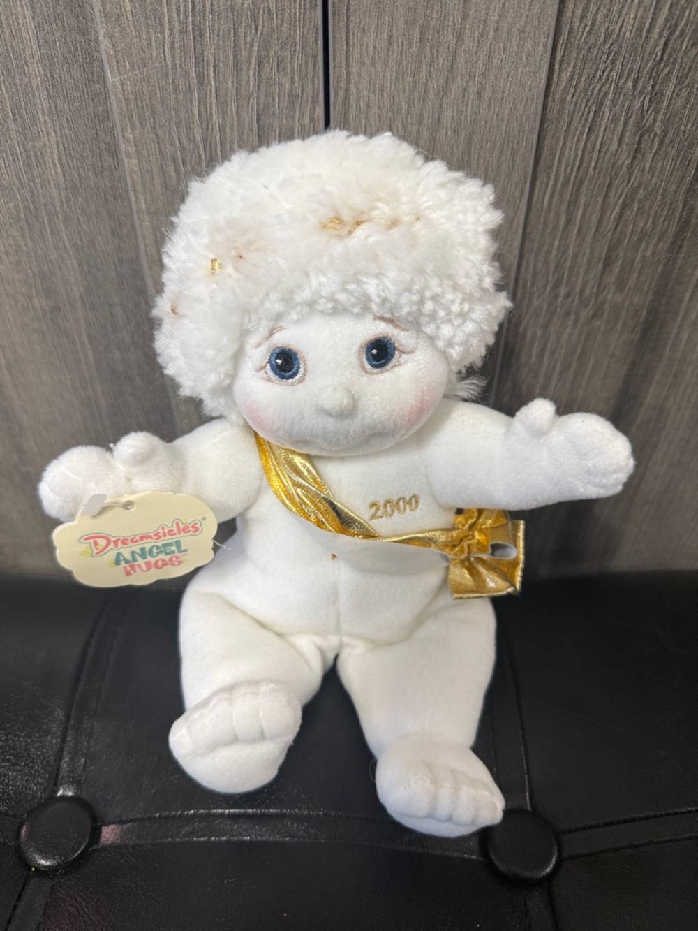 Retired Dreamsicles Angel Hugs Dawn New Years Baby Stuffed Plush Toy With Tag